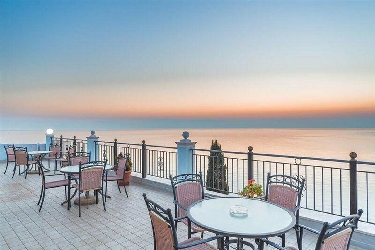 Hotel Costa Blu à Benitses  Extérieur photo
