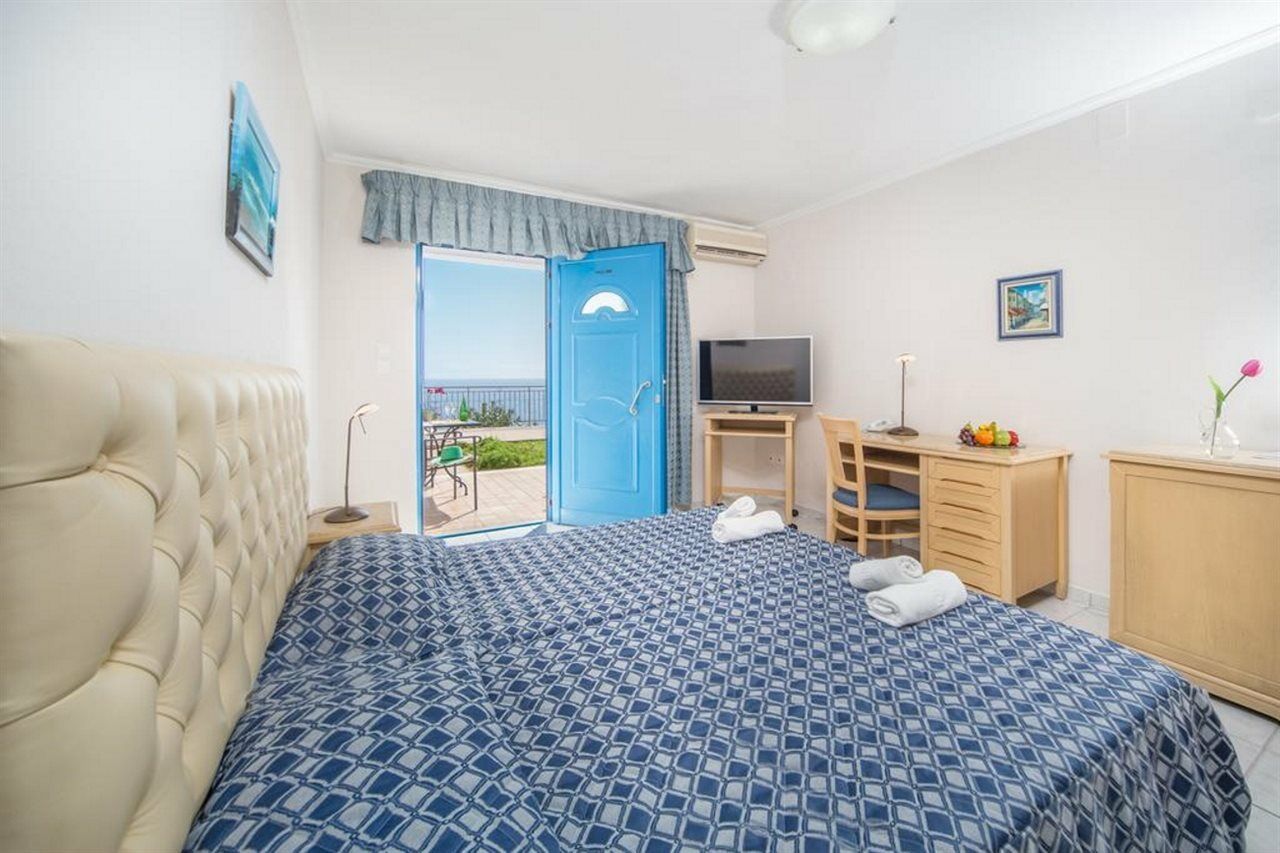 Hotel Costa Blu à Benitses  Extérieur photo